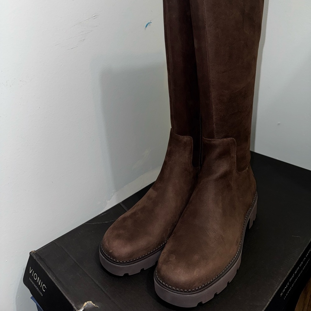 Vionic Brown Winter & Rain Boots